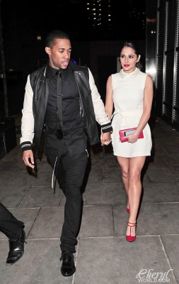 Cheryl_and_Kimberley_Leaving_a_London_restaurant_14_02_13_283029.jpg