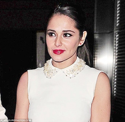 Cheryl_and_Kimberley_Leaving_a_London_restaurant_14_02_13_28729.jpg