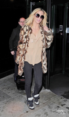 Sarah_Harding_leaving_Malmaison_23_02_13_28229.jpg