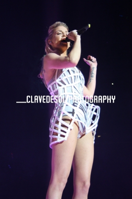 The_Hits_Tour_2013_London_02_03_13_2825729.jpg
