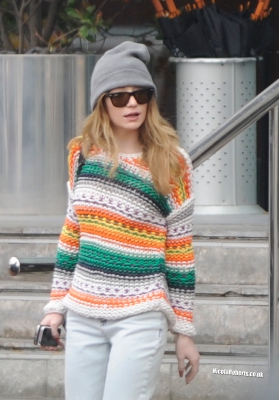Nicola_Roberts_leaving_a_hotel_in_Manchester_07_03_13_28729.jpg