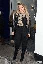 Kimberley_Walsh_leaving_the_Heart_FM_radio_station_05_04_13_2810029.gif