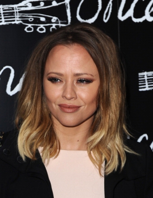 Kimberley_Walsh__Once__the_musical_press_night_09_04_13_28529.jpg