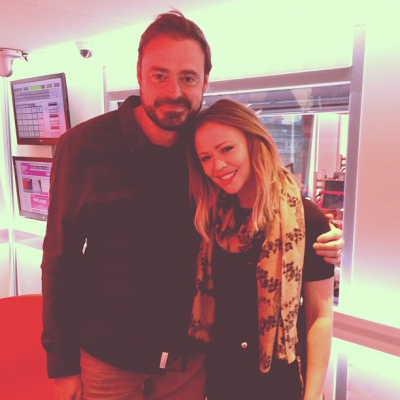 Kimberley_Walsh_inside_the_Heart_FM_radio_station_05_04_13_28229.jpg