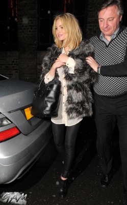 Sarah_Harding_arriving_at_Lover_Lounge_bar_10_04_13_28929.jpg