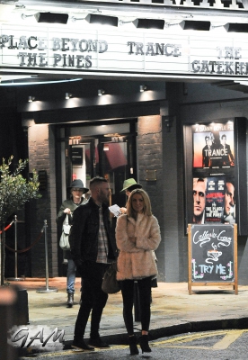 Sarah_Harding_and_boyfriend_leaving_a_cinema2C_London_12_04_13_282029.jpg