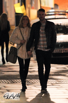 Sarah_Harding_and_boyfriend_leaving_a_cinema2C_London_12_04_13_282629.jpg