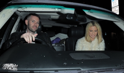 Sarah_Harding_and_boyfriend_leaving_a_cinema2C_London_12_04_13_287829.jpg