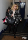 Sarah_Harding_leaving_the_Celebrity_Juice_studios_10_04_13_28229.jpg