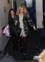 Sarah_Harding_leaving_the_Celebrity_Juice_studios_10_04_13_282329.jpg