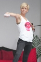 Sarah_Harding_launching_Nintendo_s_Wiifit_Wii2C_London_230408_282129.jpg