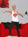 Sarah_Harding_launching_Nintendo_s_Wiifit_Wii2C_London_230408_286529.jpg