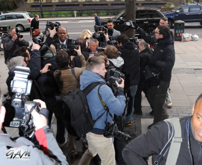 Sarah_Harding_outside_Highbury_Magistrates_Court_16_04_13_281329.jpg