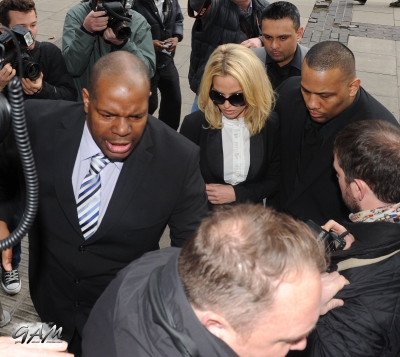 Sarah_Harding_outside_Highbury_Magistrates_Court_16_04_13_28929.jpg