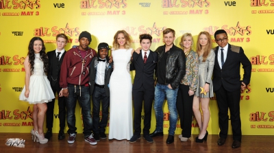 Kimberley_Walsh_attends_the_UK_premiere_of__All_Stars__22_04_13_281929.jpg