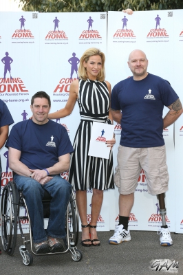 Sarah_Harding_at_the_Coming_Home_press_conference_23_04_13_2811029.jpg
