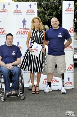 Sarah_Harding_at_the_Coming_Home_press_conference_23_04_13_285929.jpg