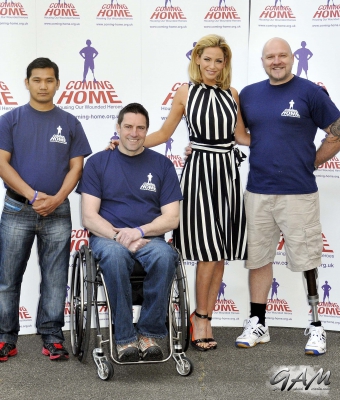 Sarah_Harding_at_the_Coming_Home_press_conference_23_04_13_286929.jpg