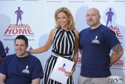 Sarah_Harding_at_the_Coming_Home_press_conference_23_04_13_288229.jpg