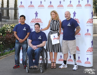 Sarah_Harding_at_the_Coming_Home_press_conference_23_04_13_288329.jpg