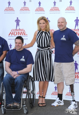 Sarah_Harding_at_the_Coming_Home_press_conference_23_04_13_288429.jpg