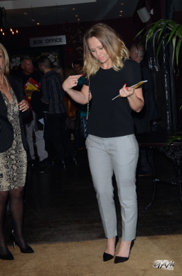 Kimberley_Walsh_leaving_the_Beautiful_Thing_press_night_17_04_13_28129.jpg