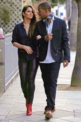 Cheryl_Cole_and_Tre_Holloway_on_dinner_date_in_Hollywood_09_05_13_28429.jpg