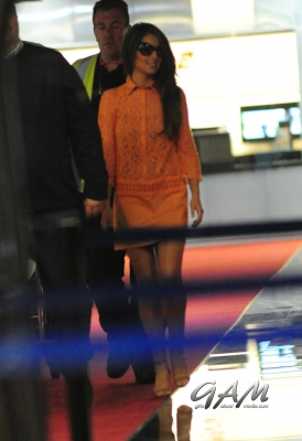 Cheryl_Cole_at_Nice_airport_17_05_13_282529.jpg