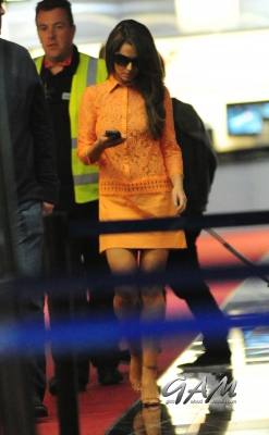 Cheryl_Cole_at_Nice_airport_17_05_13_283029.jpg