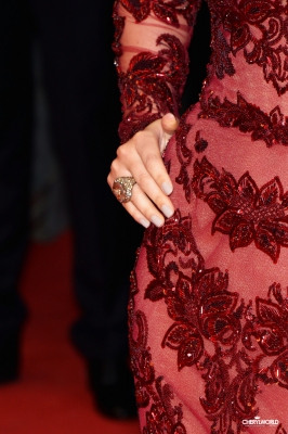 Cheryl_Cole_attends_the_Jimmy_P__Premiere_at_Cannes_Film_Festival_18_05_13__2813329.jpg