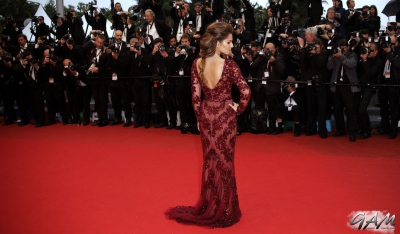 Cheryl_Cole_attends_the_Jimmy_P__Premiere_at_Cannes_Film_Festival_18_05_13__2814329.jpg