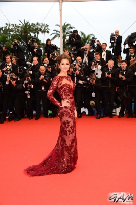 Cheryl_Cole_attends_the_Jimmy_P__Premiere_at_Cannes_Film_Festival_18_05_13__285929.jpg