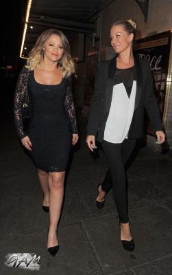 Kimberley_Walsh_outside_Wyndhams_Theatre_for_Relatively_Speaking_20_05_13_287529.jpg