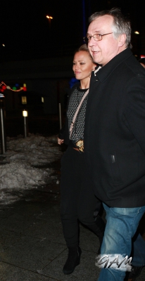 Kimberley_Walsh_leaving_a_hotel_in_Birmingham_19_01_13_281829.jpg