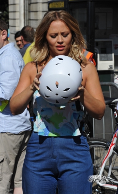 Kimberley_Walsh_attends_Sky_Ride_Leeds_07_07_13_283229.jpg