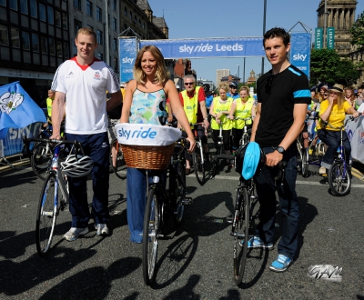 Kimberley_Walsh_attends_Sky_Ride_Leeds_07_07_13_284029.jpg
