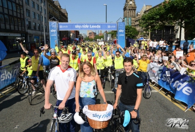 Kimberley_Walsh_attends_Sky_Ride_Leeds_07_07_13_285229.jpg