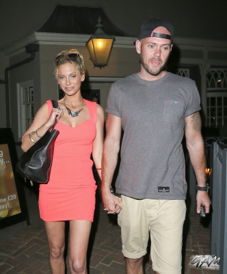 Sarah_and_Mark_out_in_West_London_19_07_13_283529.jpg