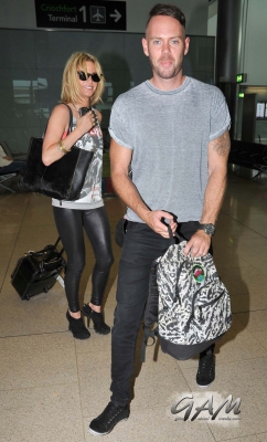 Sarah_Harding_at_Dublin_Airport_03_08_13_28229.jpg