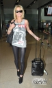 Sarah_Harding_at_Dublin_Airport_03_08_13_28829.jpg