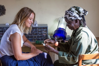 Kimberley_Walsh_visits_MIFUMI_in_Uganda_-_July_2013_281329.jpg