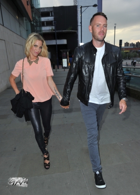 Sarah_Harding_at_Joleon_Lescott_Fashion_Show2C_Manchester_22_08_13_283329.jpg