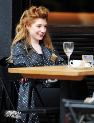 Nicola_Roberts_out_for_lunch_at_E_O_restaurant2C_London_03_09_13_28229.jpg