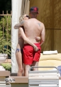 Имя файла=Sarah_and_Mark_relaxing_in_a_pool_in_Las_Vegas_07_08_13_281529.jpg
Размер файла=661КБ
Размеры=2200x3150
Дата=Сент 07, 2013 Sarah_and_Mark_relaxing_in_a_pool_in_Las_Vegas_07_08_13_281529.jpg