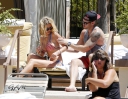 Имя файла=Sarah_and_Mark_relaxing_in_a_pool_in_Las_Vegas_07_08_13_28229.jpg
Размер файла=726КБ
Размеры=2750x2135
Дата=Сент 07, 2013 Sarah_and_Mark_relaxing_in_a_pool_in_Las_Vegas_07_08_13_28229.jpg