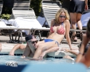 Имя файла=Sarah_and_Mark_relaxing_in_a_pool_in_Las_Vegas_07_08_13_282429.jpg
Размер файла=594КБ
Размеры=2750x2228
Дата=Сент 07, 2013 Sarah_and_Mark_relaxing_in_a_pool_in_Las_Vegas_07_08_13_282429.jpg