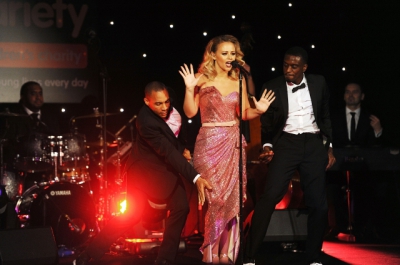 Kimberley_Walsh_attends__Variety_Annual_Dinner___Ball__28_09_13_282129.jpg