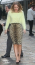 Kimberley_Walsh_out_in_the_West_End2C_London_23_09_13_28629.jpg