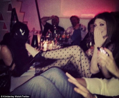 Cheryl_Cole_celebrates_Nicola_Roberts_birthday_05_10_13_28129.jpg
