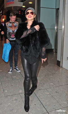 Cheryl_Arriving_at_Heathrow_Airport_6_10_13_281529.jpg